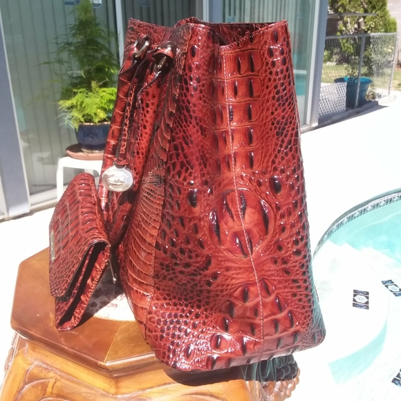 Two Large New Brahmins with matching wallets. FOUR BRAHMINS ONE PRICE GREAT GIFT - Picture 3 of 16